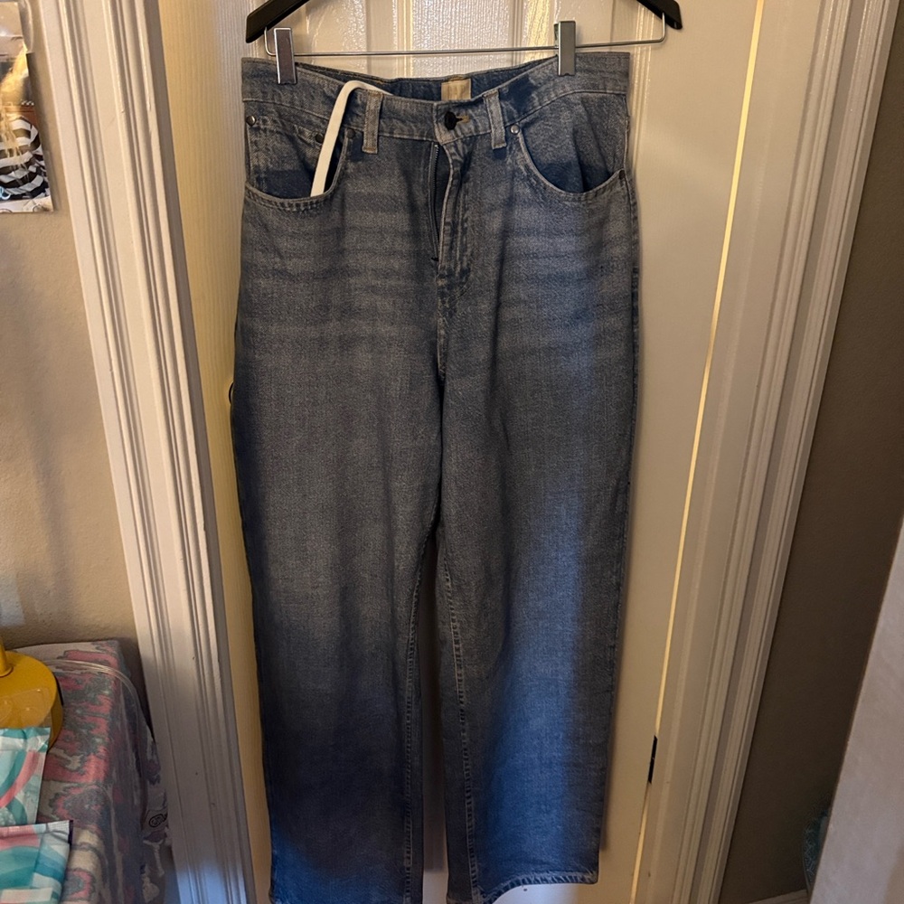 Light Wash Wide Leg Jeans - Blue - Picture 2 of 2